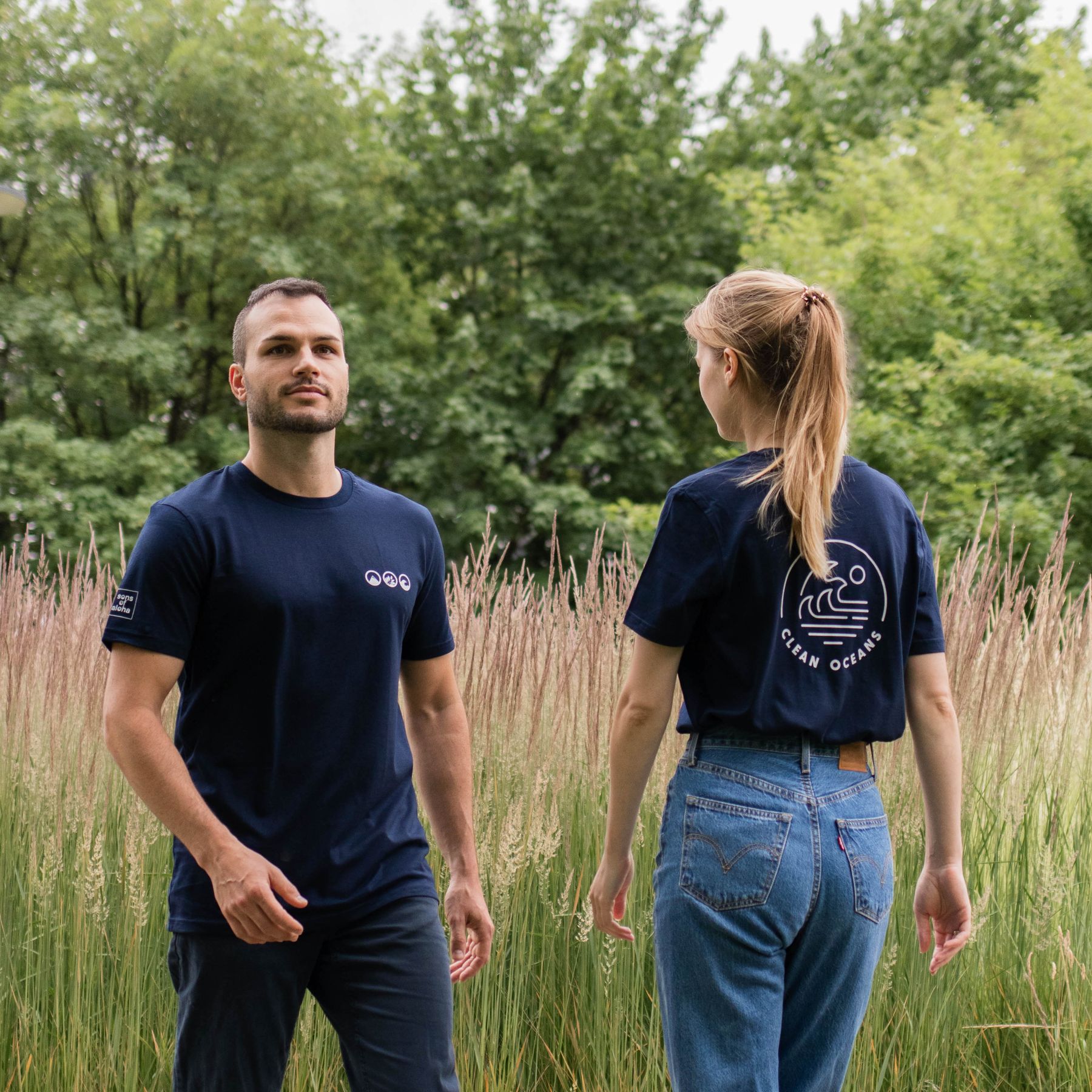 T-shirt blue CLEAN OCEANS back