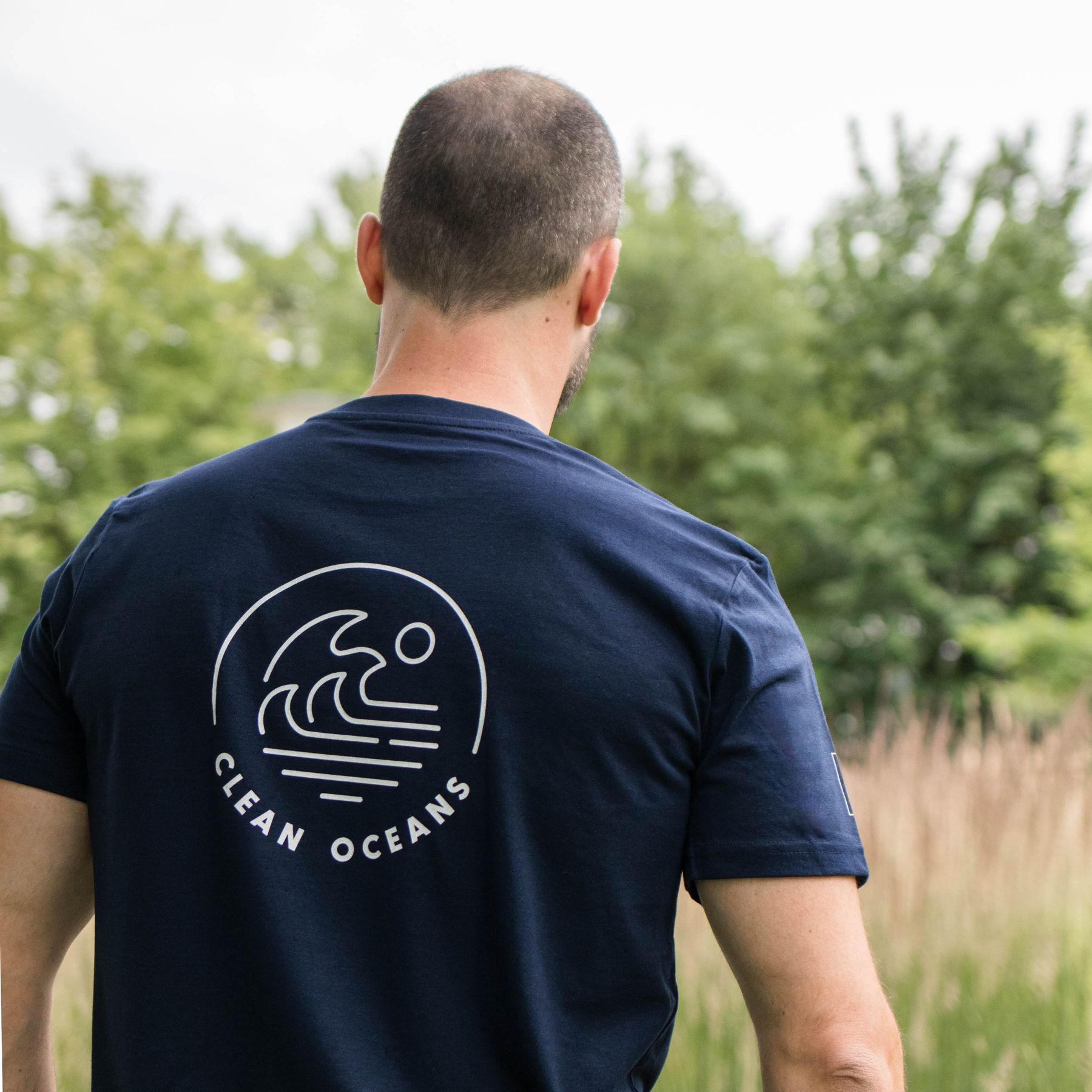 T-shirt blue CLEAN OCEANS back