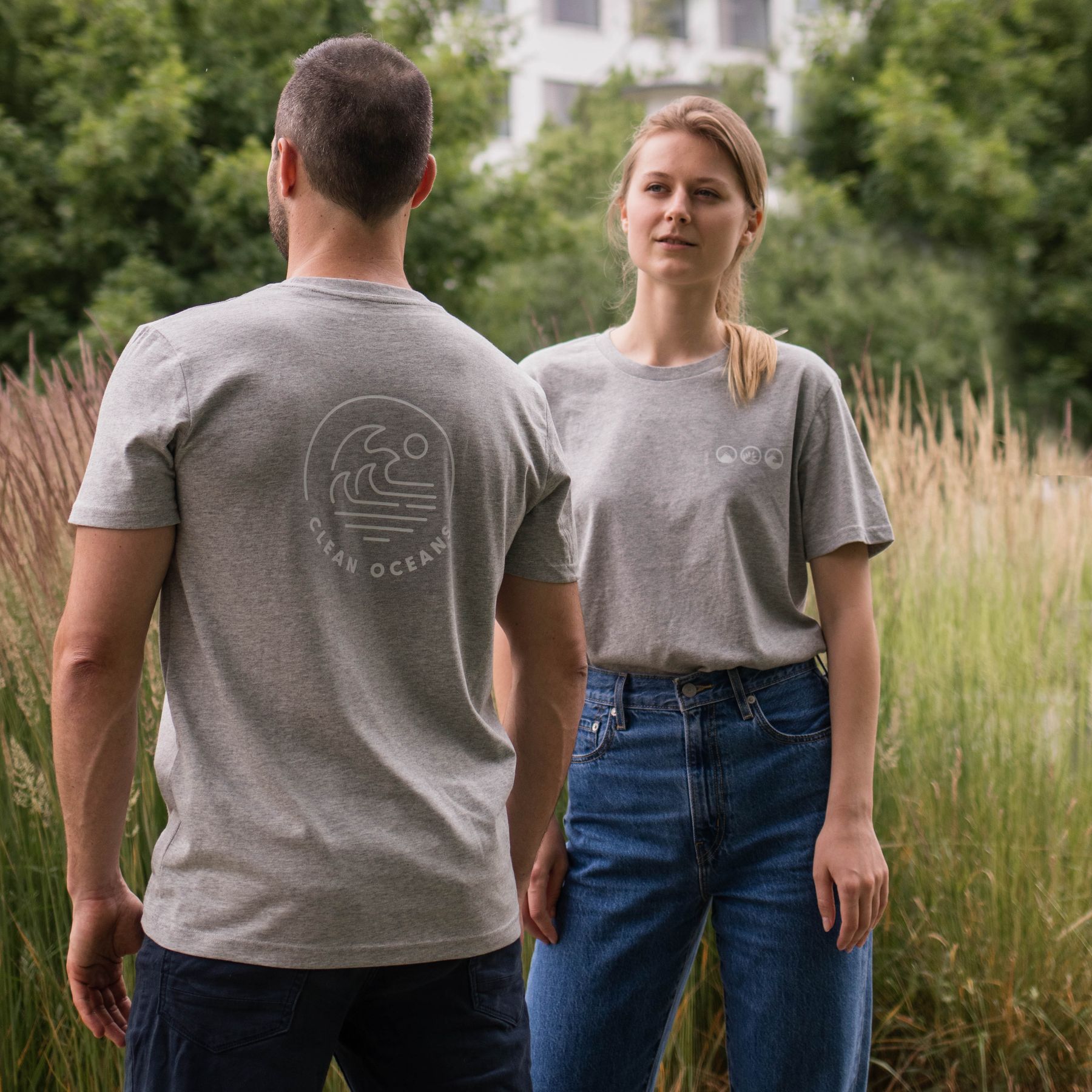 T-Shirt grey CLEAN OCEANS back